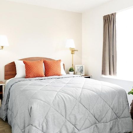 Intown Suites Extended Stay St. Louis Mo - St. Charles 圣查尔斯 外观 照片